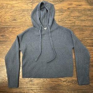 Victoria secret size xs crop top sweater